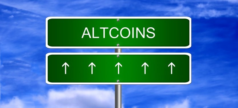 Illustrative traffic sign pointing towards an Altcoin-Trading-Strategy